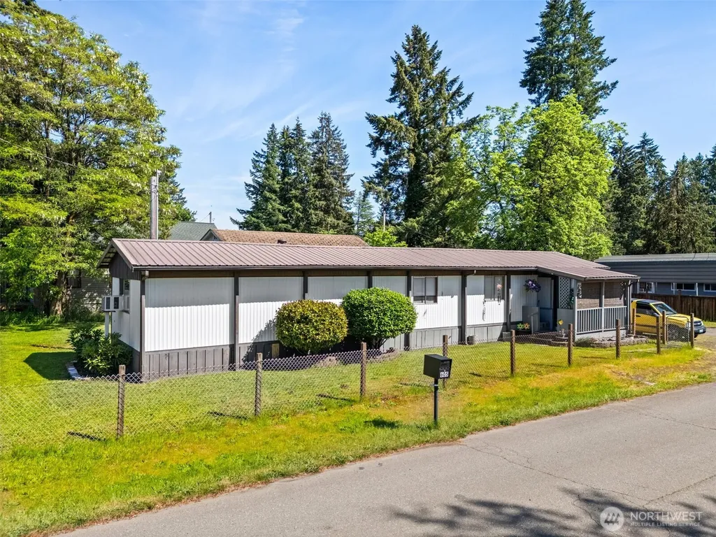 1239 W Birch Street Shelton WA 98584