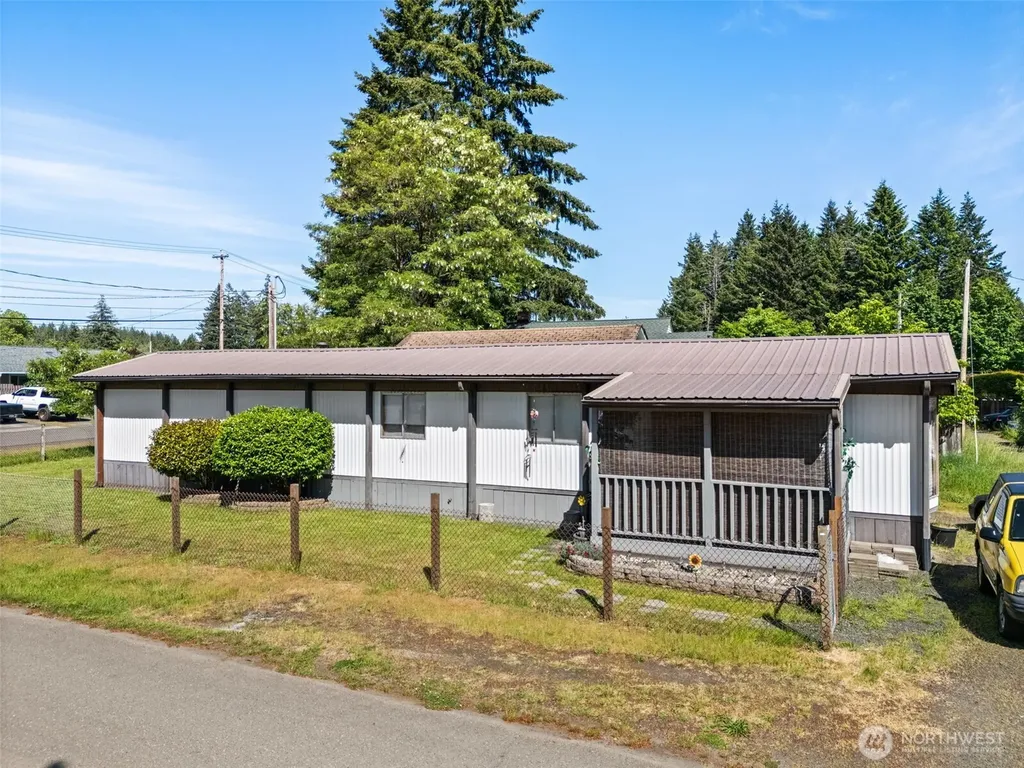 1239 W Birch Street Shelton WA 98584