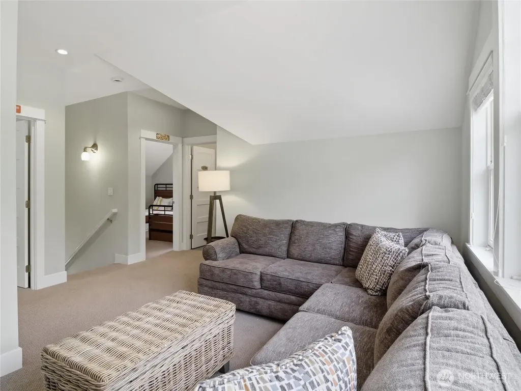 269 Compass Street Pacific Beach WA 98571