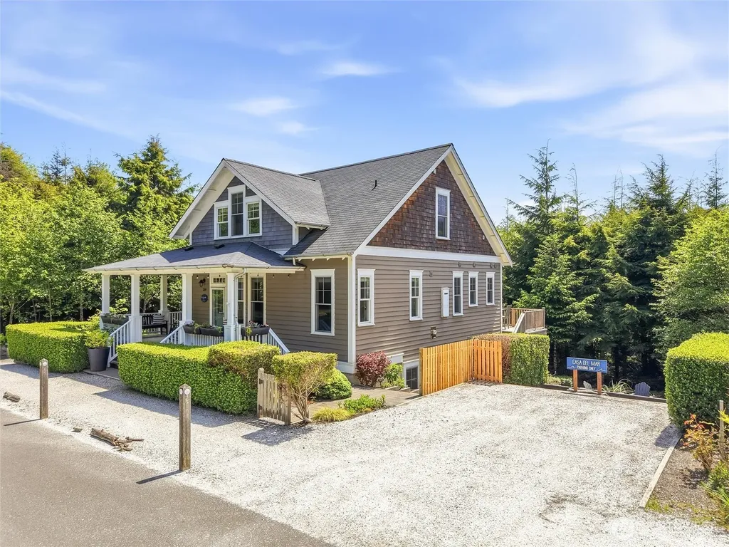 269 Compass Street Pacific Beach WA 98571