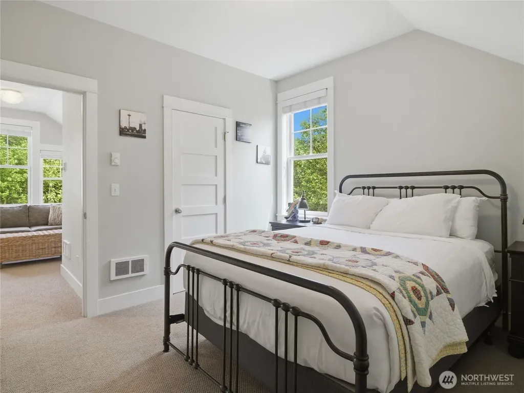 269 Compass Street Pacific Beach WA 98571