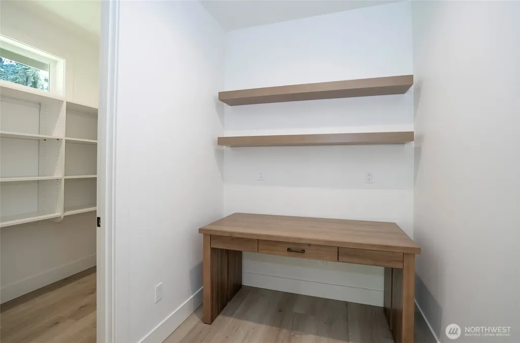 2746 Sunset Court Steilacoom WA 98388