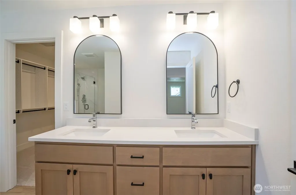 2746 Sunset Court Steilacoom WA 98388