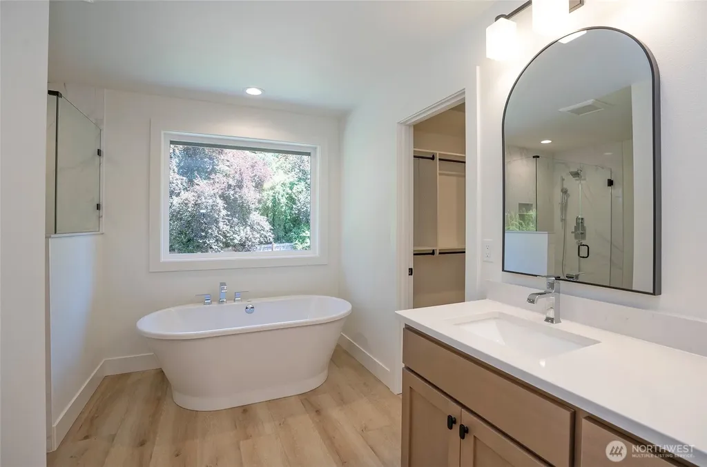 2746 Sunset Court Steilacoom WA 98388