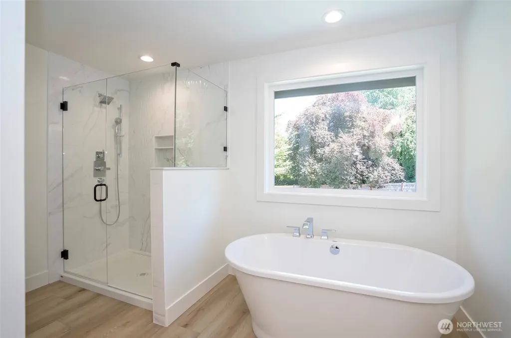 2746 Sunset Court Steilacoom WA 98388