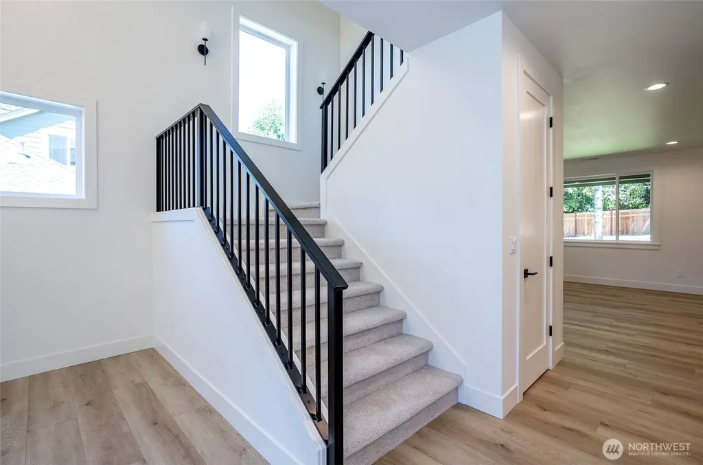 2746 Sunset Court Steilacoom WA 98388
