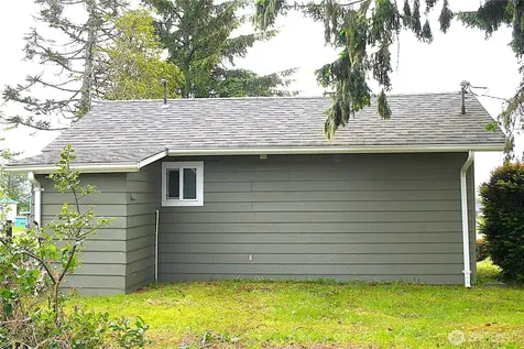 603 N Broadway Street Westport WA 98595