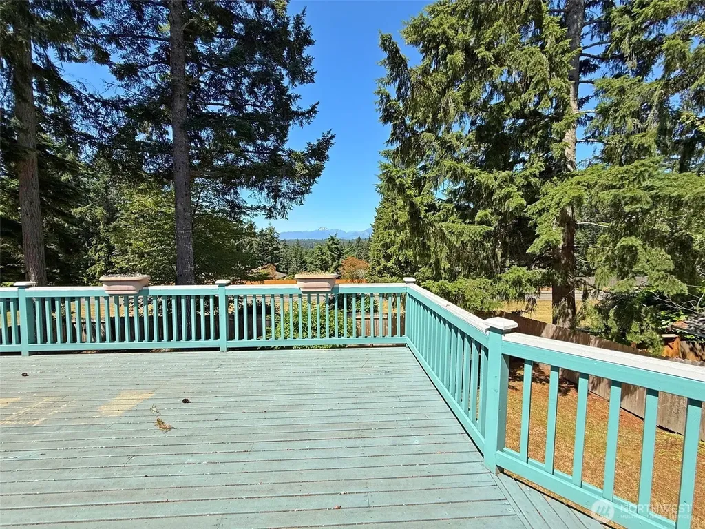 12901 Avante Drive Silverdale WA 98383