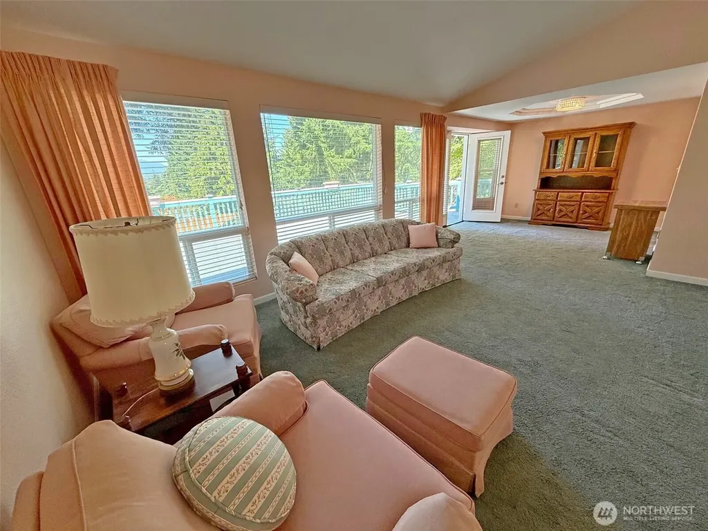 12901 Avante Drive Silverdale WA 98383