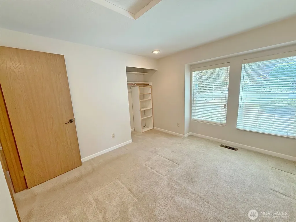 12901 Avante Drive Silverdale WA 98383