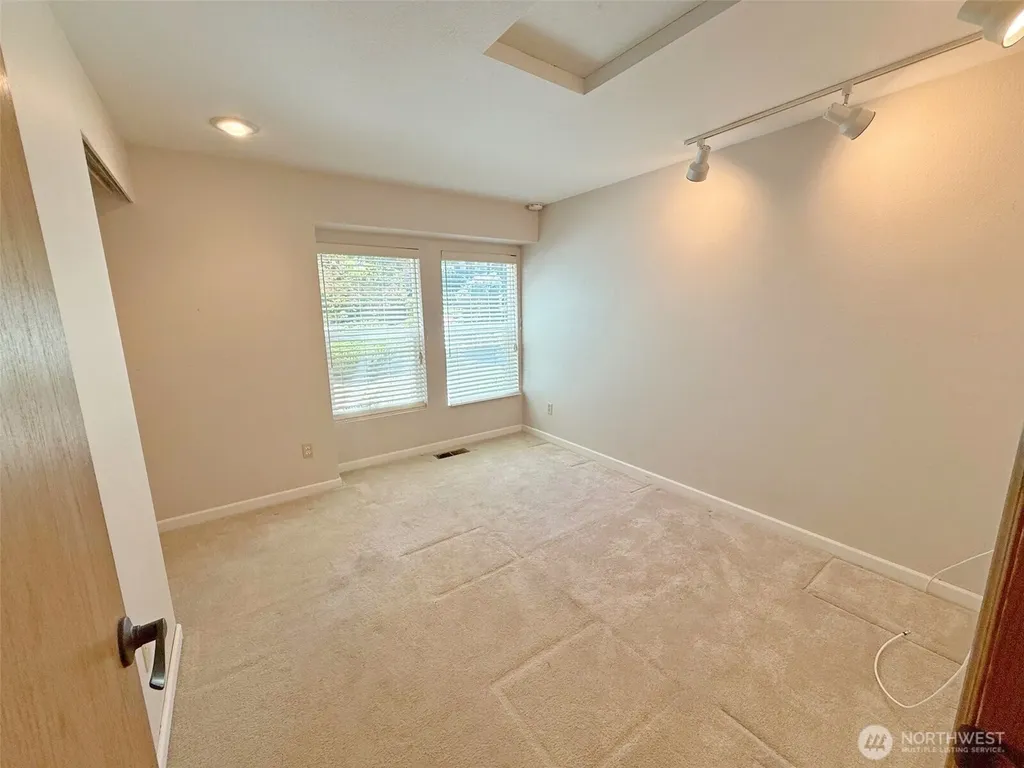 12901 Avante Drive Silverdale WA 98383