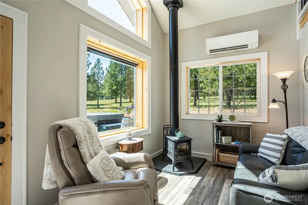 250 Open Lane Chelan WA 98816