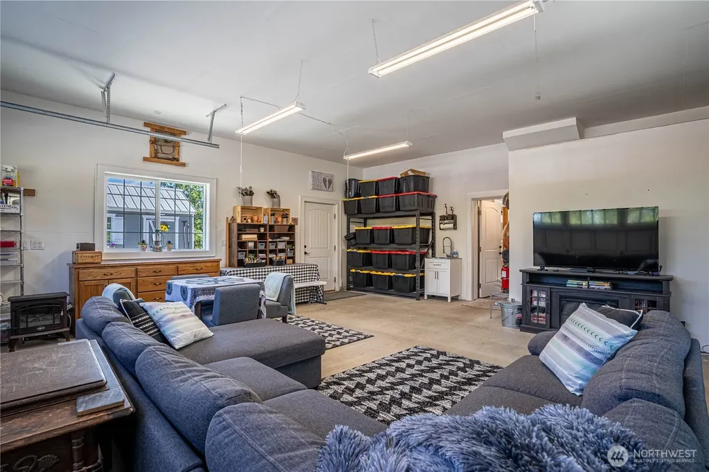 250 Open Lane Chelan WA 98816