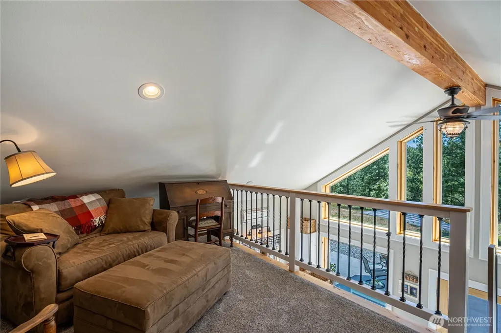 250 Open Lane Chelan WA 98816