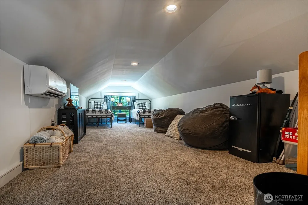 250 Open Lane Chelan WA 98816