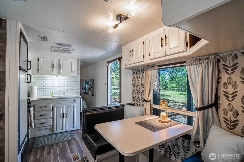 250 Open Lane Chelan WA 98816