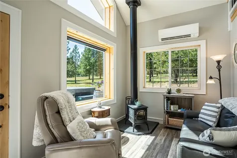 250 Open Lane Chelan WA 98816