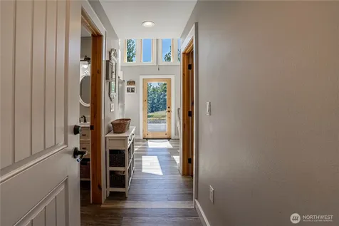 250 Open Lane Chelan WA 98816