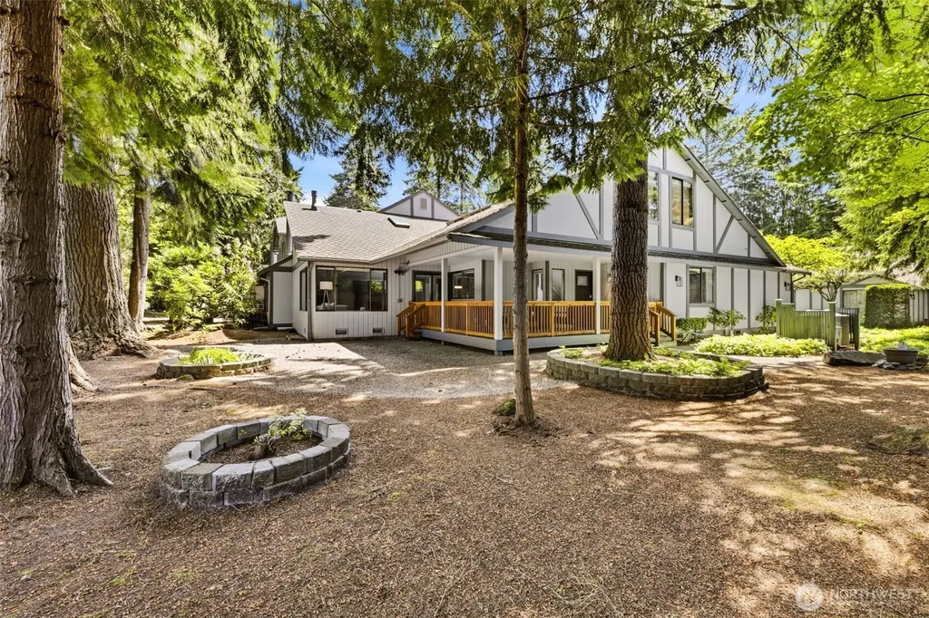 1805 Village Green Drive Mill Creek WA 98012