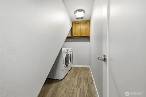 1805 Village Green Drive Mill Creek WA 98012