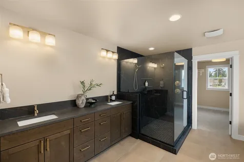 2131 96th Avenue Ct E Edgewood WA 98371