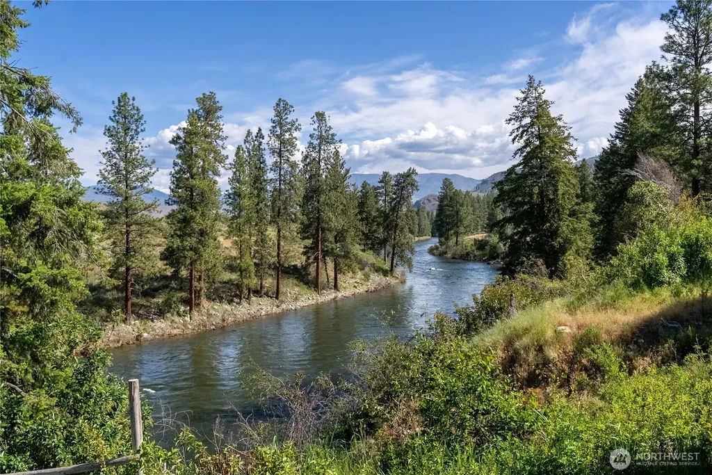 2621 Highway 153 Twisp WA 98856