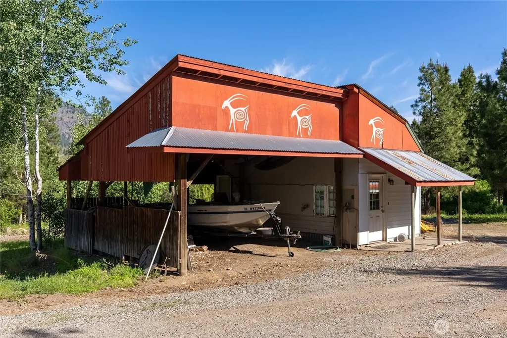 2621 Highway 153 Twisp WA 98856