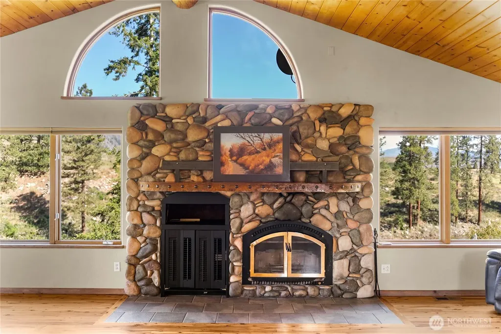 2621 Highway 153 Twisp WA 98856