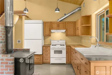 12 Tuckaway Road Twisp WA 98856