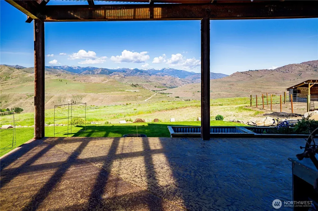 74 Sawtooth Vista Road Pateros WA 98846