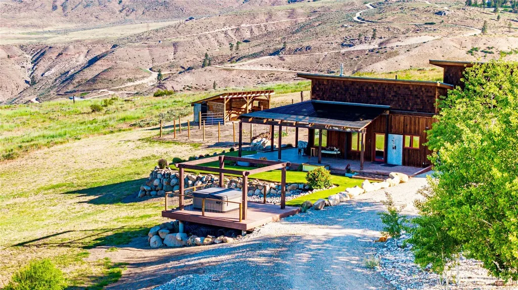 74 Sawtooth Vista Road Pateros WA 98846