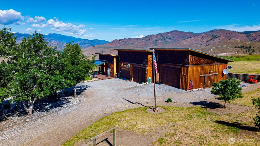 74 Sawtooth Vista Road Pateros WA 98846