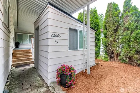 22065 106th Place SE Kent WA 98031