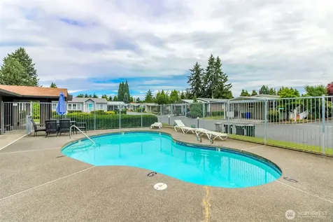 22065 106th Place SE Kent WA 98031