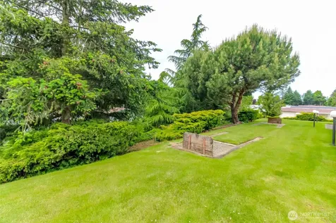 22065 106th Place SE Kent WA 98031