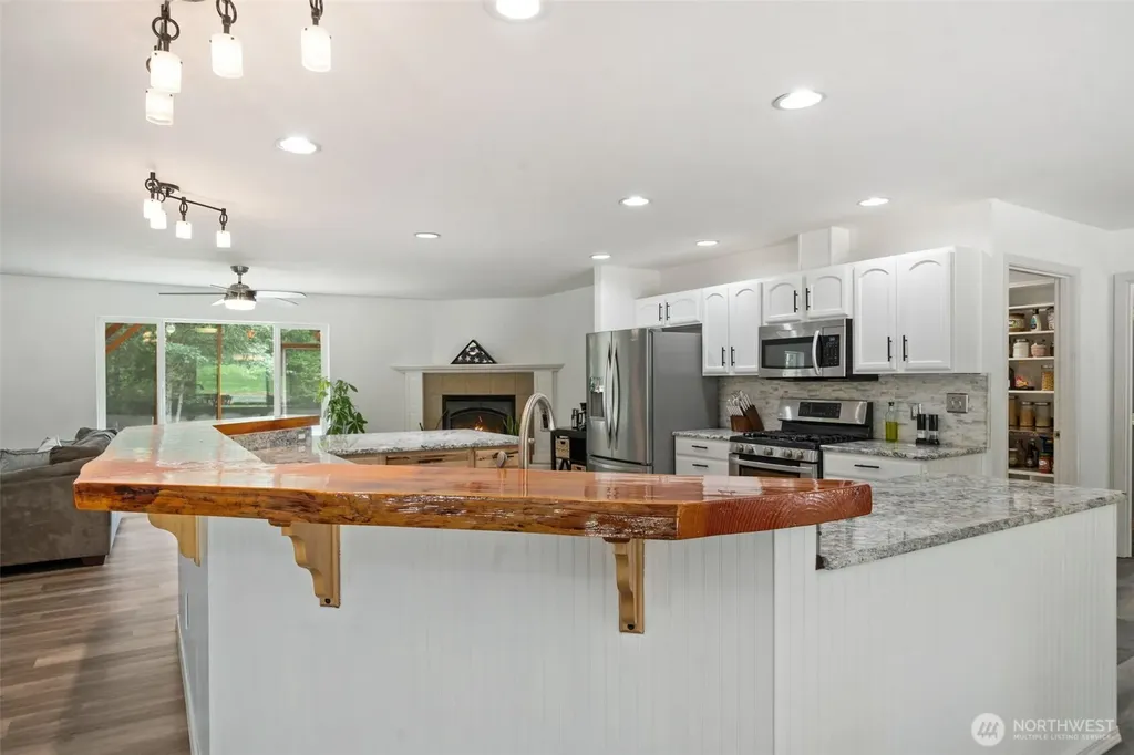 291 SE Home Port Lane Shelton WA 98584