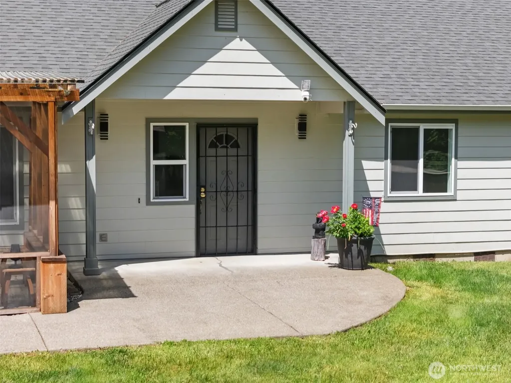 291 SE Home Port Lane Shelton WA 98584