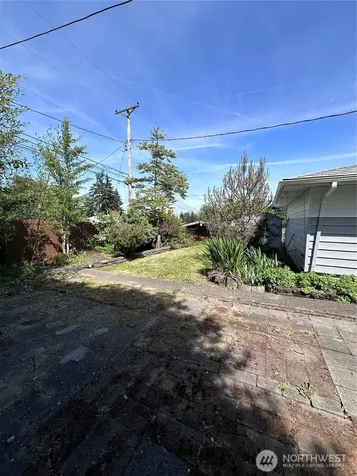1025 E 53rd Street Tacoma WA 98404