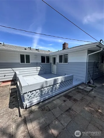 1025 E 53rd Street Tacoma WA 98404