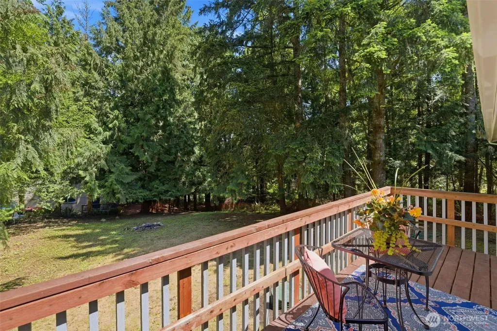 101 E Snow Cap Drive Belfair WA 98528