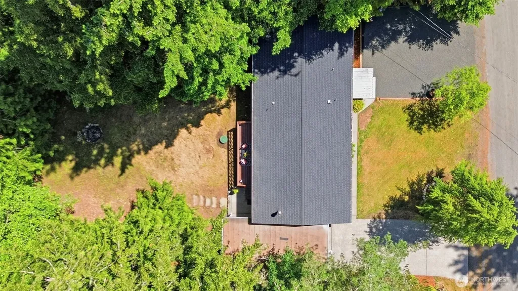 101 E Snow Cap Drive Belfair WA 98528