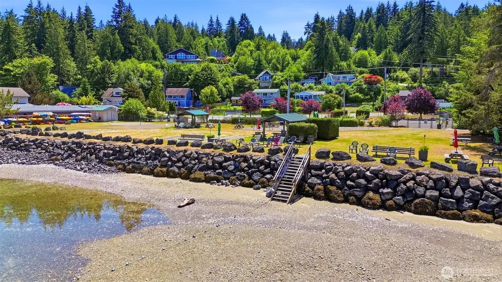 101 E Snow Cap Drive Belfair WA 98528