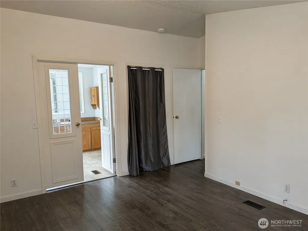 14206 124th Street Ct E Puyallup WA 98374