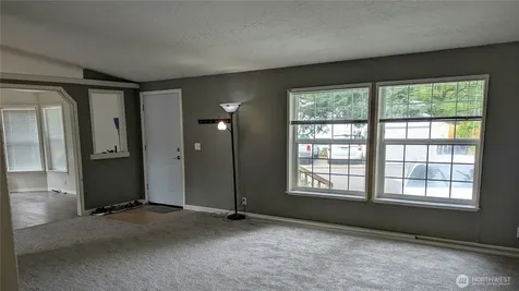 14206 124th Street Ct E Puyallup WA 98374