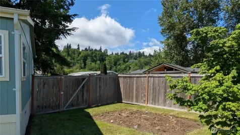 14206 124th Street Ct E Puyallup WA 98374
