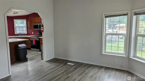 14206 124th Street Ct E Puyallup WA 98374