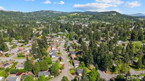 12109 SE 68th Place Bellevue WA 98006
