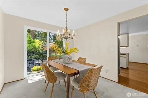 12109 SE 68th Place Bellevue WA 98006