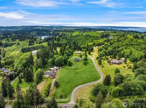 39170 NE No Name Place Hansville WA 98340