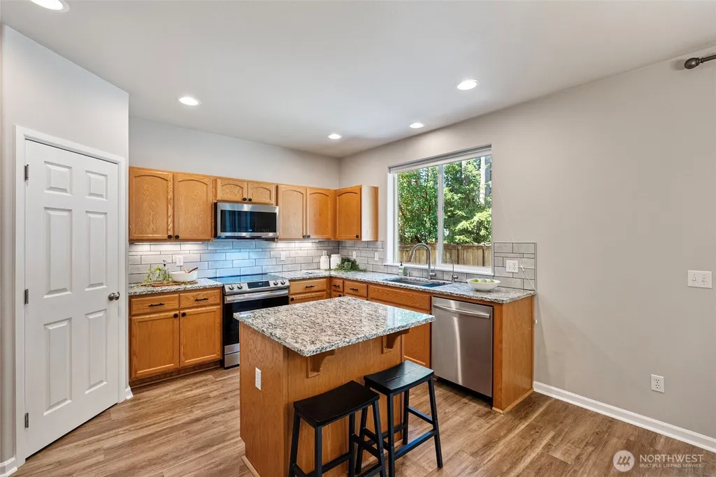 4361 Freemont Street NE Olympia WA 98516